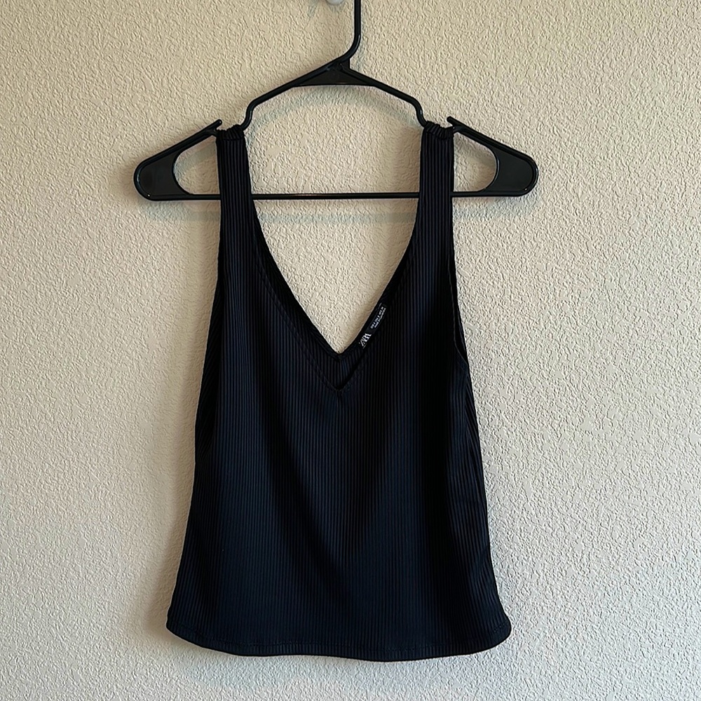 Zara V-neck stripe top in black size USA S
